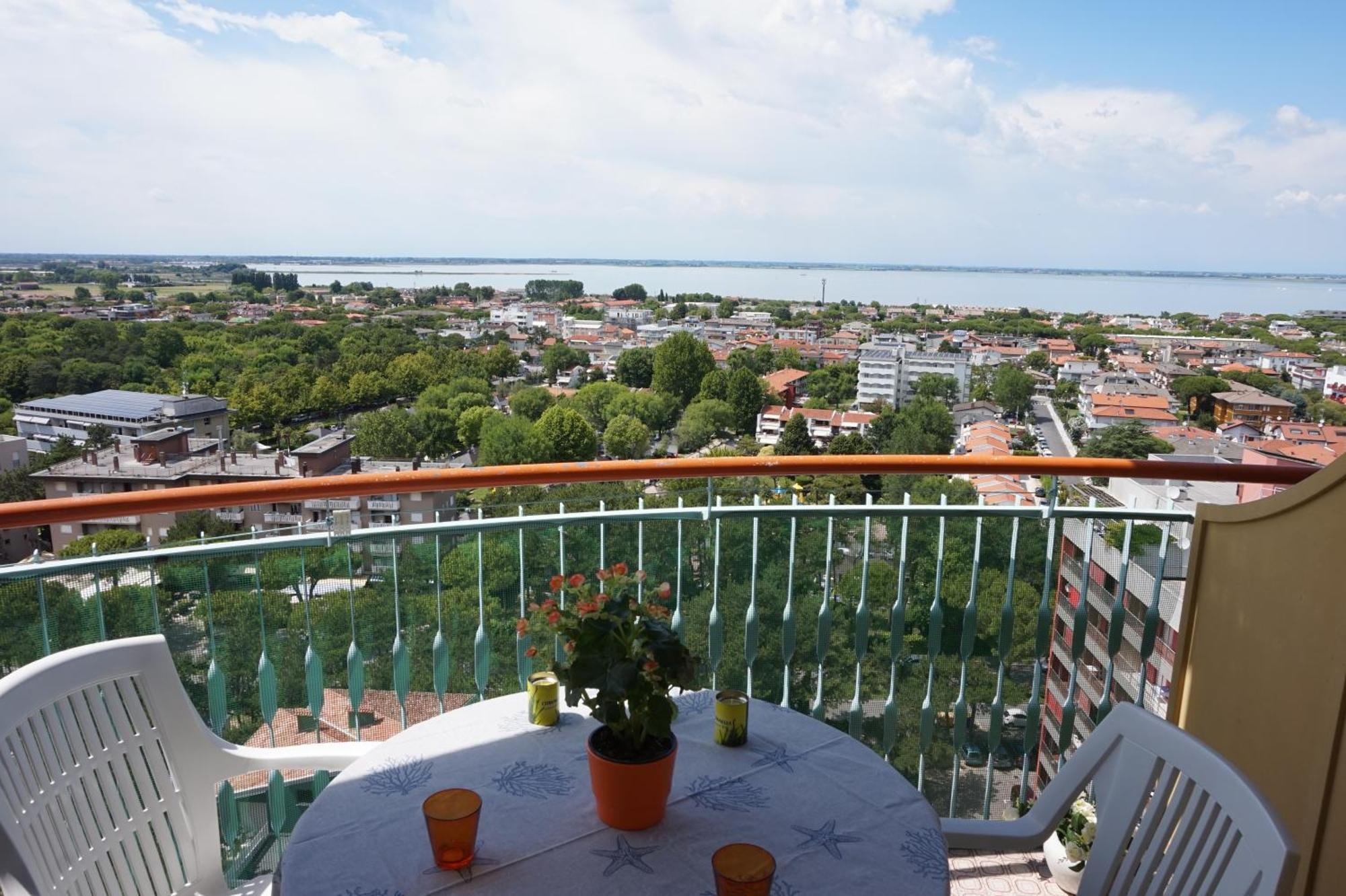 Appartamenti La Torre Lignano Sabbiadoro Kültér fotó