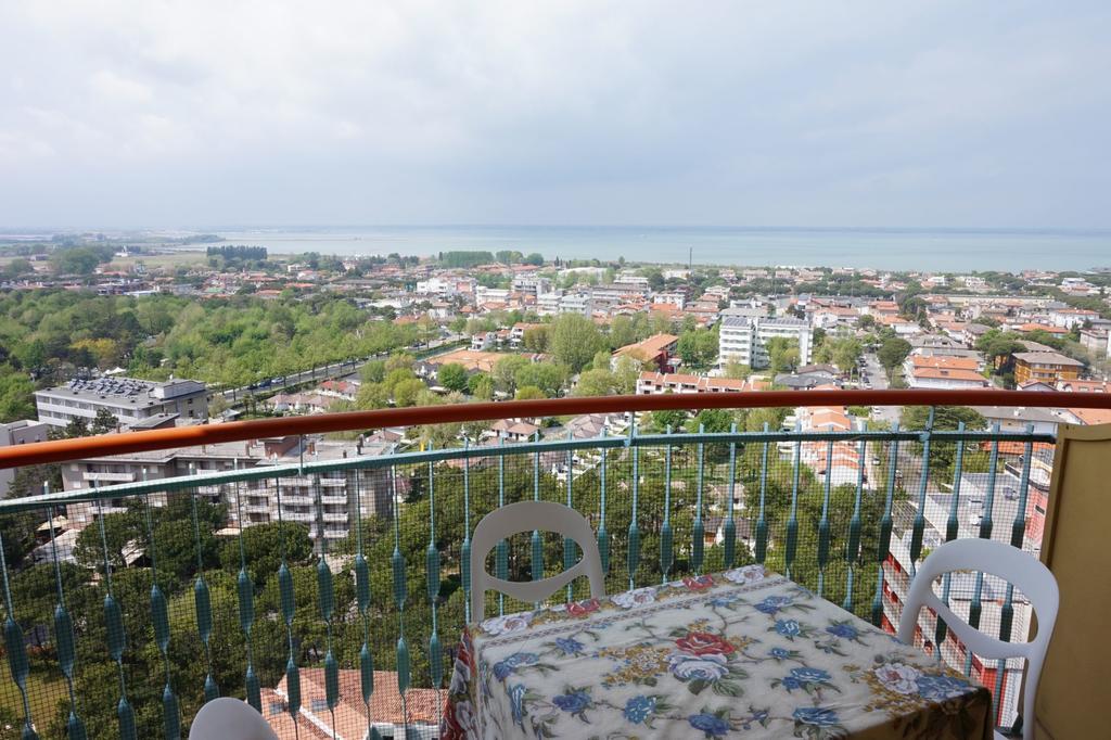 Appartamenti La Torre Lignano Sabbiadoro Kültér fotó